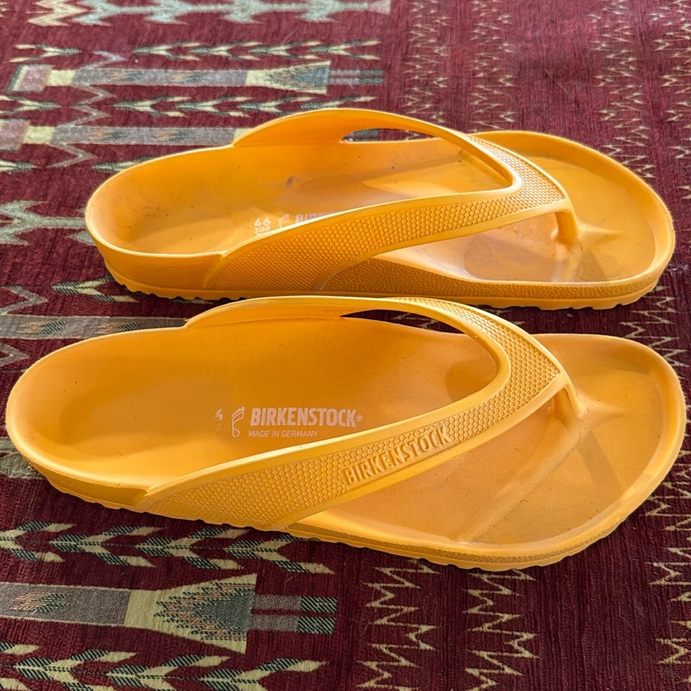 Birkenstock flip flop. Size 13